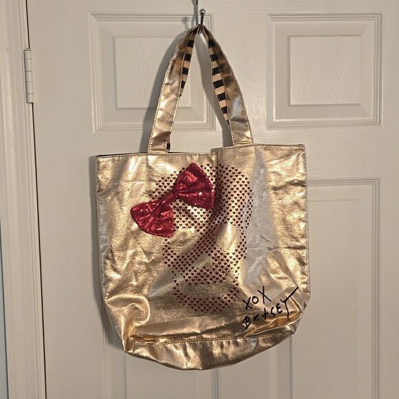 Betsy Johnson tote bag skull print - Picture 1 of 5